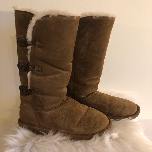 BearPaw Shoes - BEARPAW Brown Mid Calf winter boots. Size 7 women.